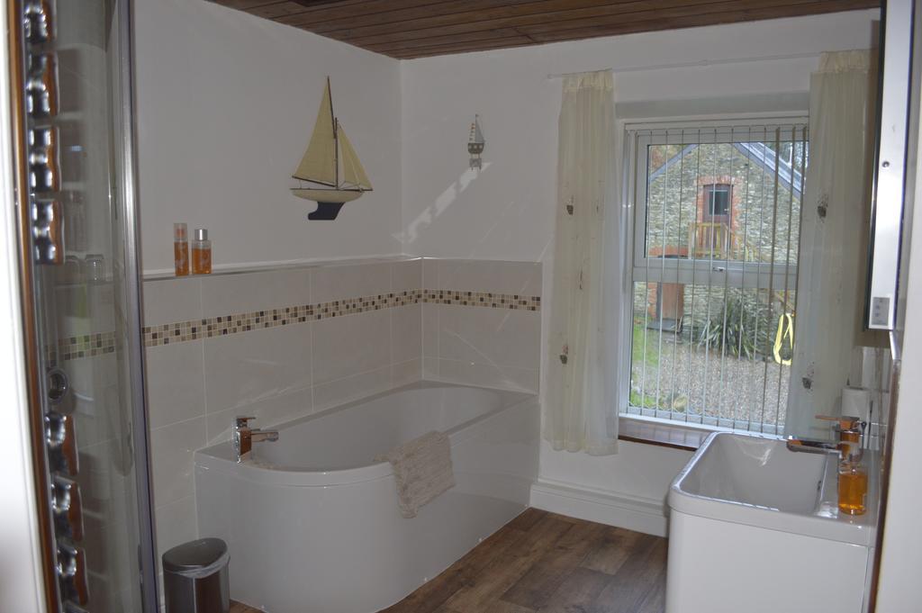 Troedyrhiw Bed & Breakfast Cardigan Rom bilde
